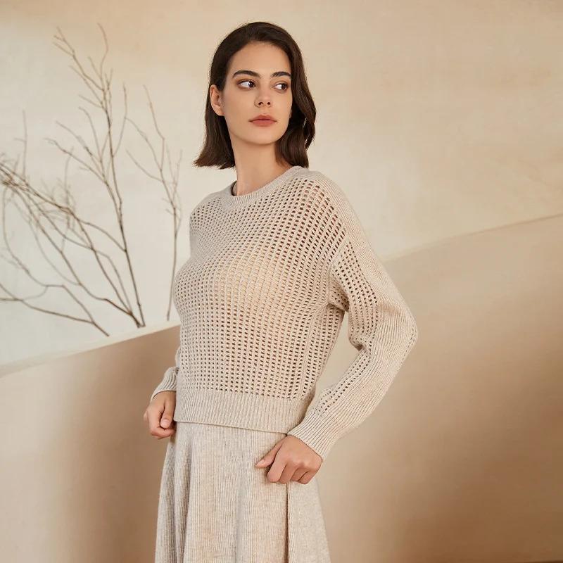 Women's Thick Pure Wool Cut-Out Round Neck Knit Pullover