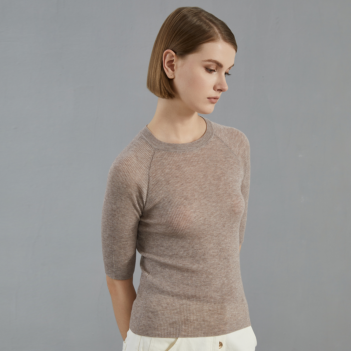 Women's 68.9% Wool Mid-Sleeve Knitted Pullover