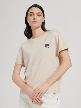 Camel silk-wool knit T-shirt with crew neck and chest beaded ring detail