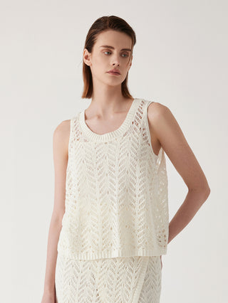 White linen-blend openwork knit tank with scoop neck and sleeveless silhouette