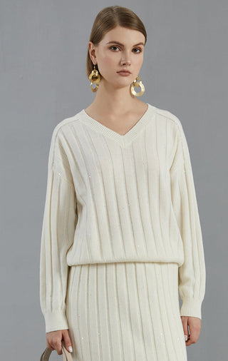 White cashmere V-neck ribbed sweater, long sleeves, subtle sparkle flecks and vertical ribs
