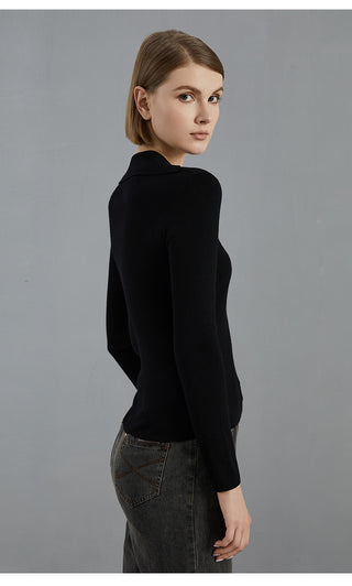 Women's Large U-Neck Knit Long-Sleeve Top