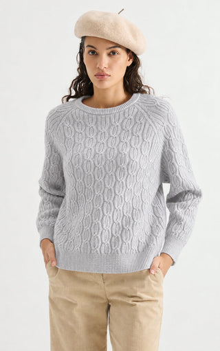 Wool Cable-Knit Raglan Sweater – Light Grey – front model view