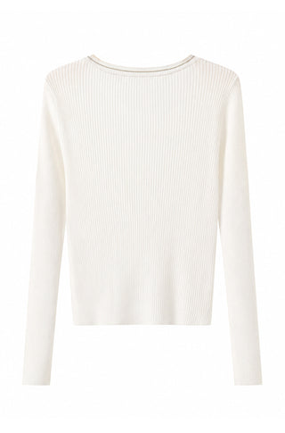 Fine wool ribbed V-neck sweater in white, long sleeves