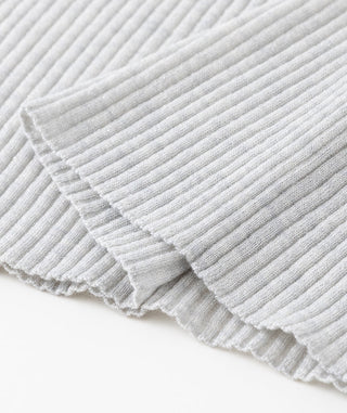 Ribbed knit sweater hem and sleeve cuff in light gray