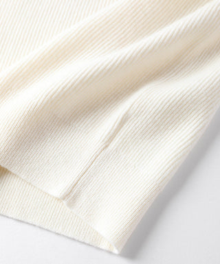 White ribbed wool knit sleeve cuff with banded hem edge detail
