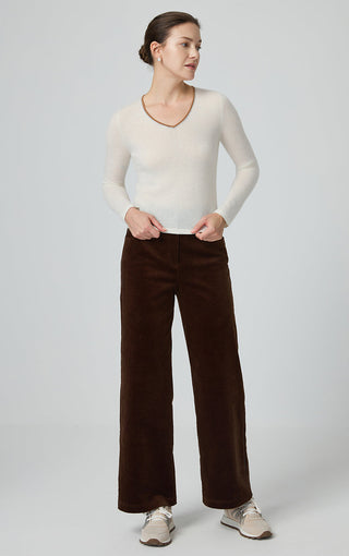 Cashmere V-neck fine knit top, beige, front view with V-neck and long sleeves