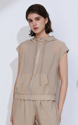 Camel sleeveless zip-up hoodie with hood strings and patch pockets