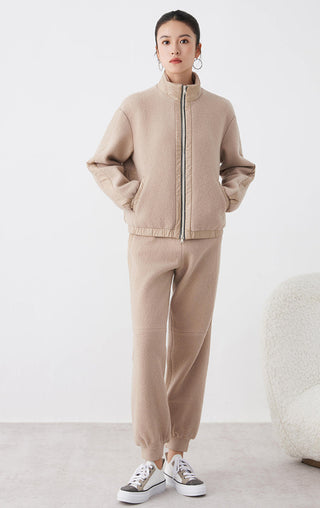 Camel wool drawstring jogger pants, elastic waistband with drawstring and cuffed hem