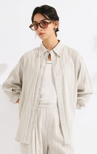 Beige striped relaxed shirt with long sleeves, button-front and chest patch pocket