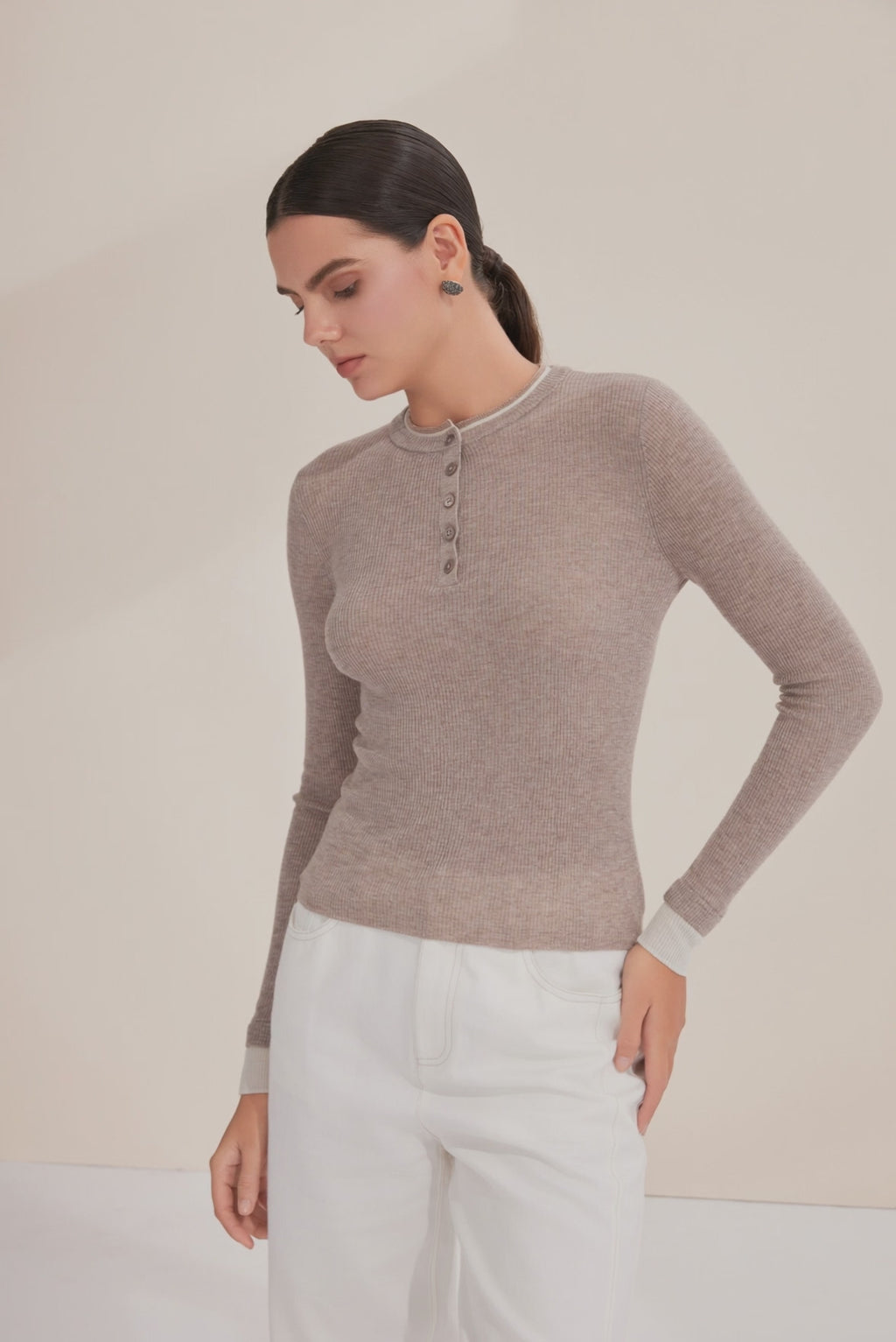 Fine Rib Wool-Blend Henley Top with Beaded Neckline - serathinan 
