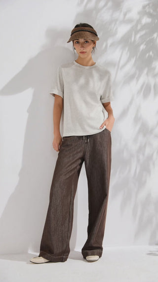 Refined Short-Sleeve T-Shirt with Beaded Neckline - serathinan 