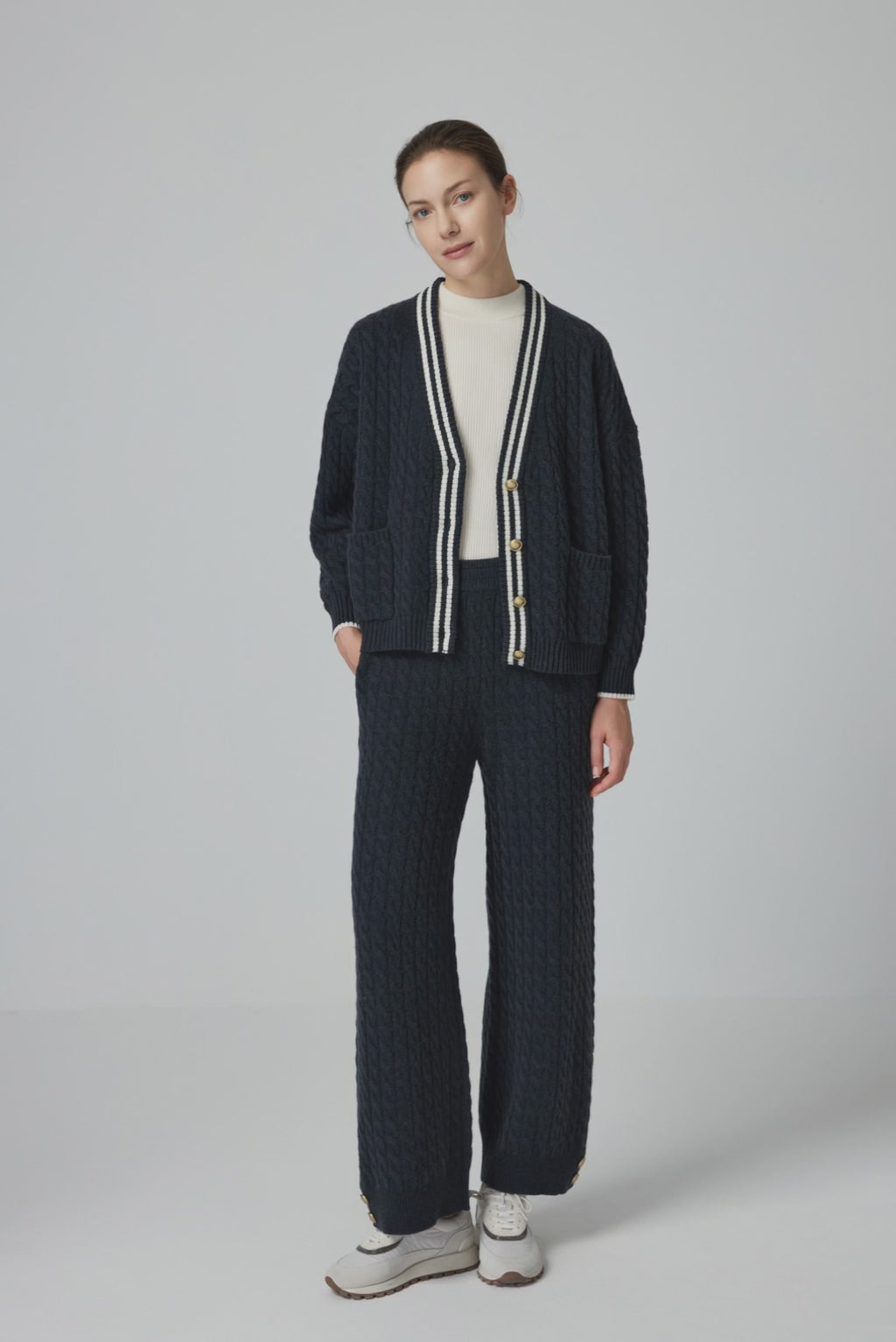 Wool Cable Knit Pants - serathinan 
