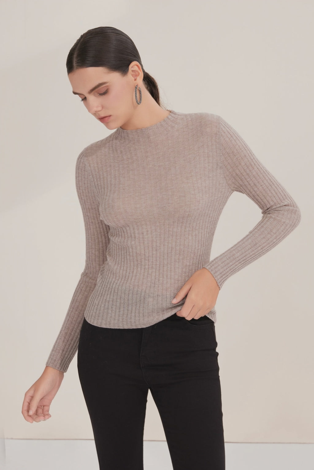 Wool Blend Ribbed Crewneck Pullover - serathinan 