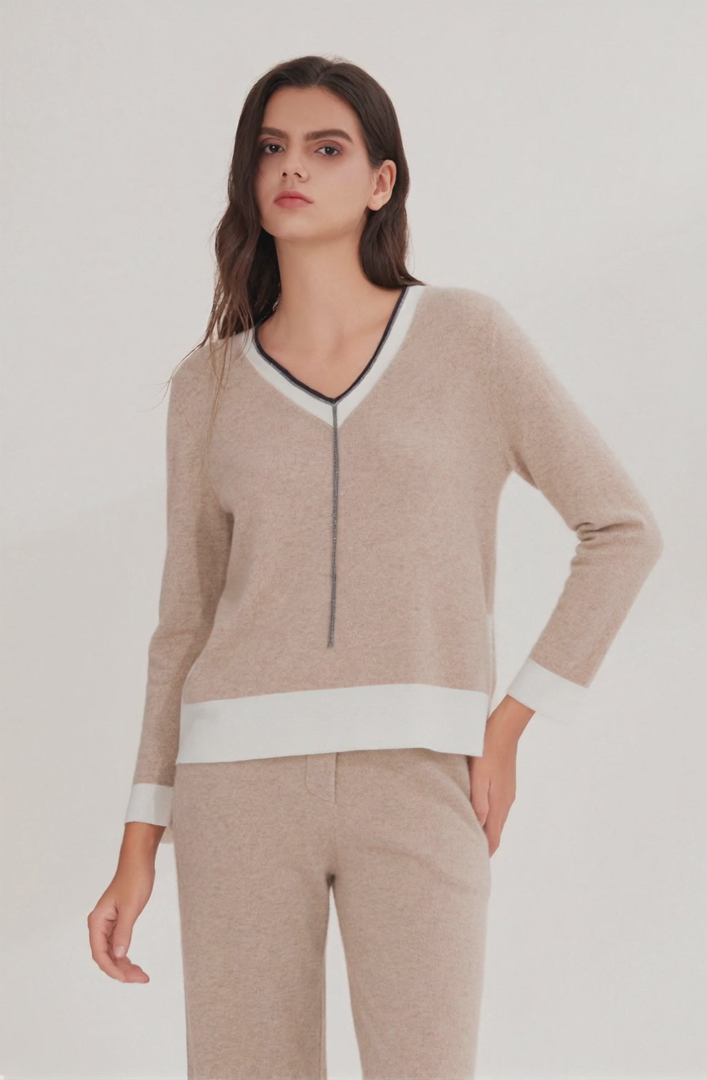 Cashmere Knit Top with Shimmer Chain Detail - serathinan 